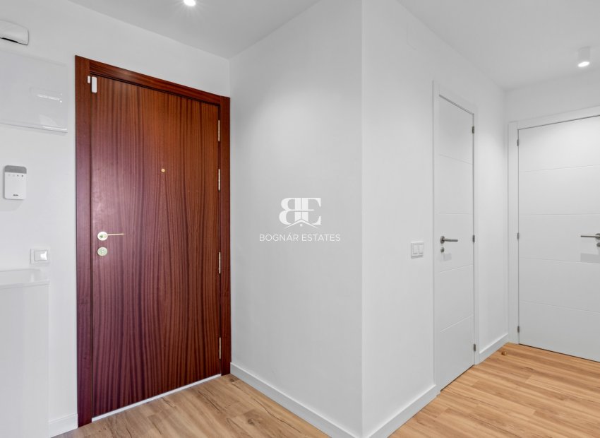 Wiederverkauf - apartment -
Torrevieja - Punta Prima