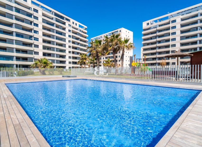 Wiederverkauf - apartment -
Torrevieja - Punta Prima