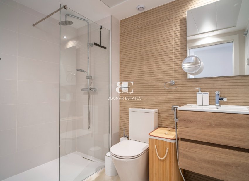 Wiederverkauf - apartment -
Torrevieja - Punta Prima