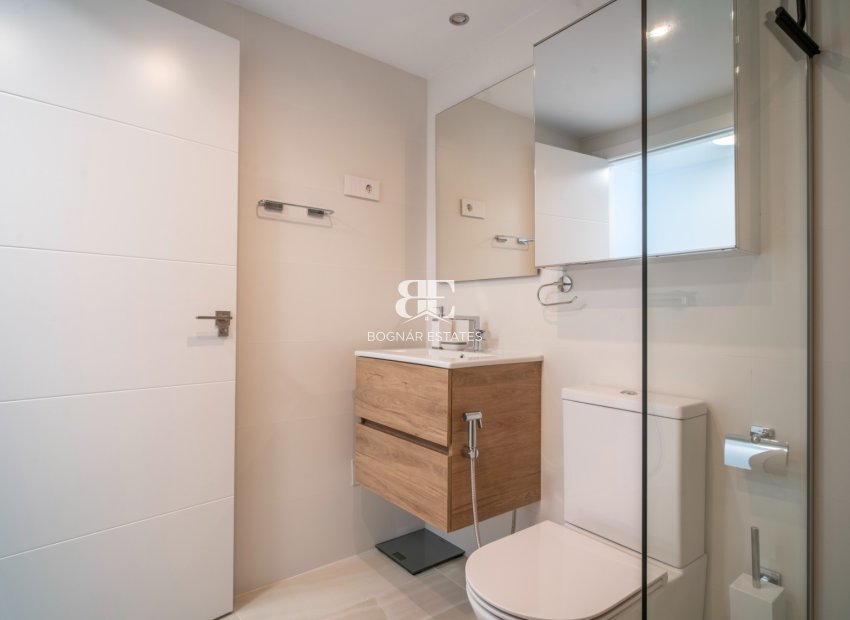 Wiederverkauf - apartment -
Torrevieja - Punta Prima