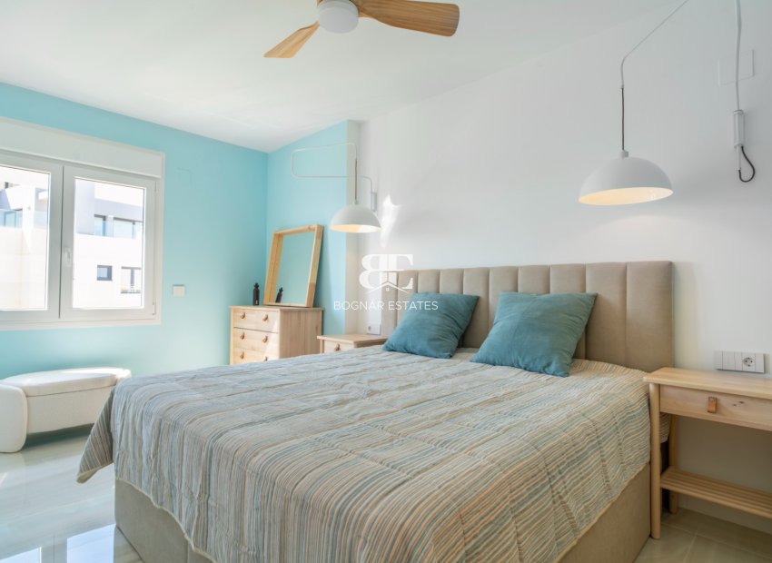 Wiederverkauf - apartment -
Torrevieja - Punta Prima