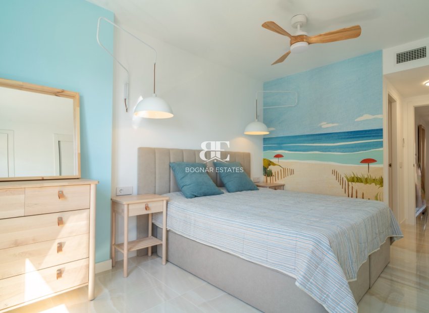 Wiederverkauf - apartment -
Torrevieja - Punta Prima