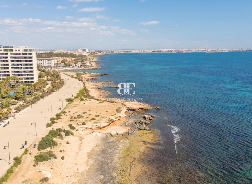 Wiederverkauf - apartment -
Torrevieja - Punta Prima