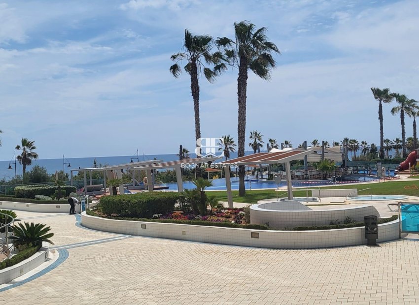 Wiederverkauf - apartment -
Torrevieja - Punta Prima