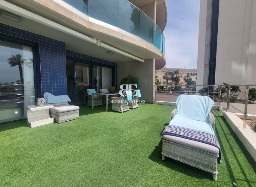 Wiederverkauf - apartment -
Torrevieja - Punta Prima