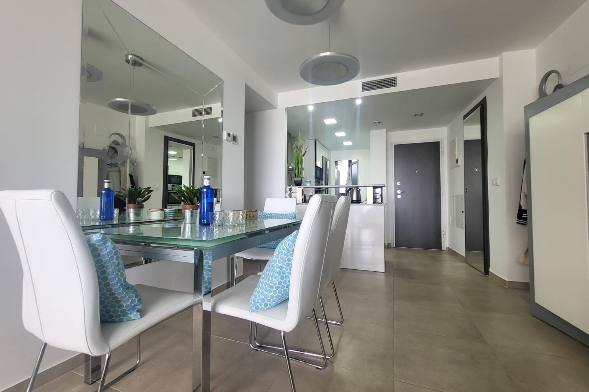 Wiederverkauf - apartment -
Torrevieja - Punta Prima