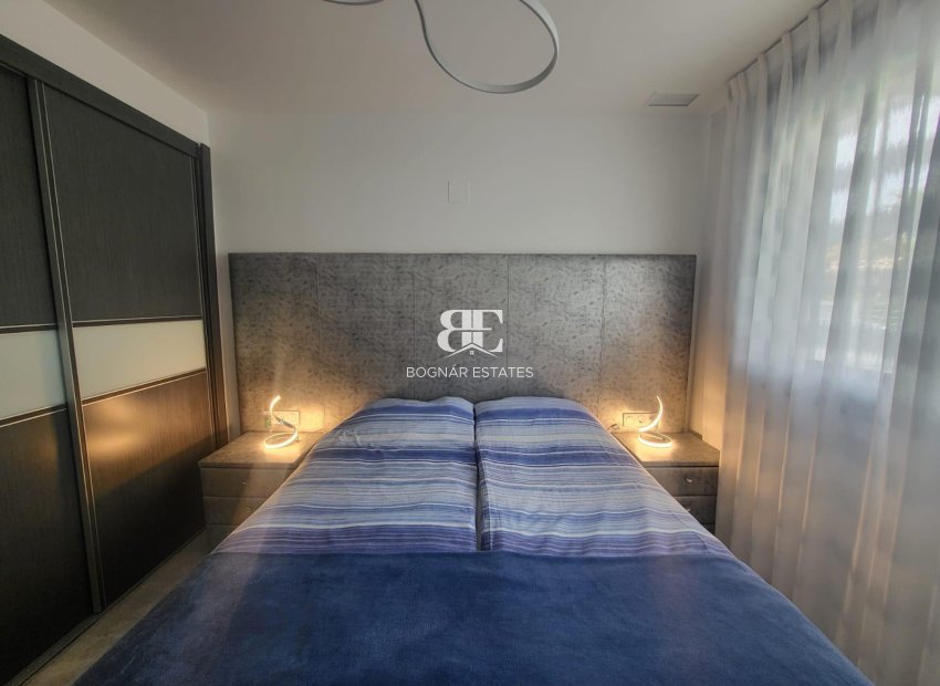 Wiederverkauf - apartment -
Torrevieja - Punta Prima