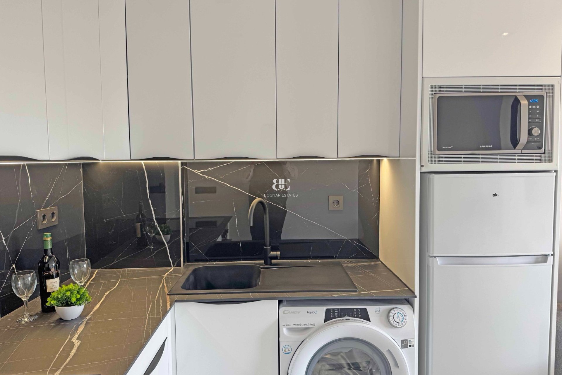 Wiederverkauf - apartment -
Torrevieja - Torrelamata - La Mata