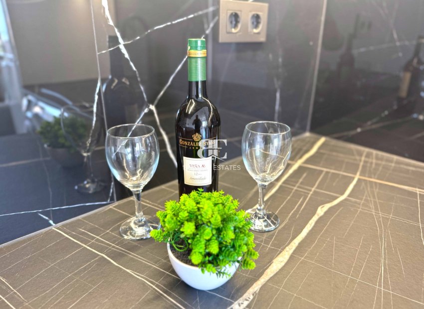 Wiederverkauf - apartment -
Torrevieja - Torrelamata - La Mata