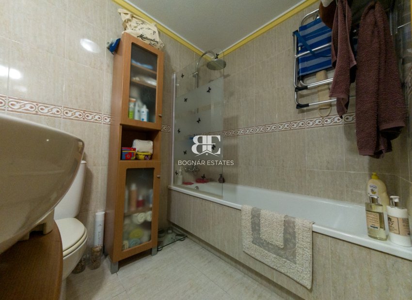 Wiederverkauf - apartment -
Torrevieja - Torrevieja Centro