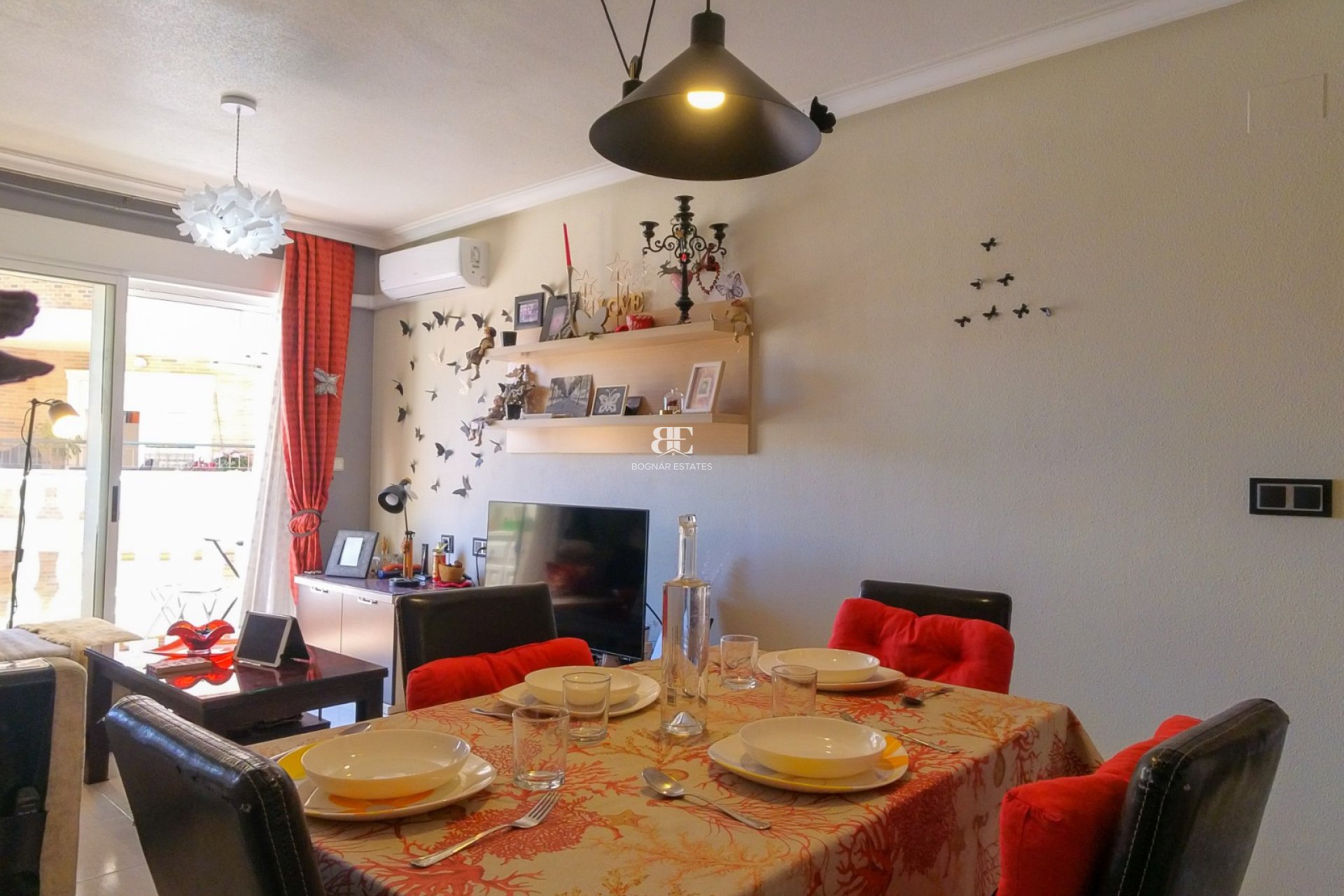 Wiederverkauf - apartment -
Torrevieja - Torrevieja Centro