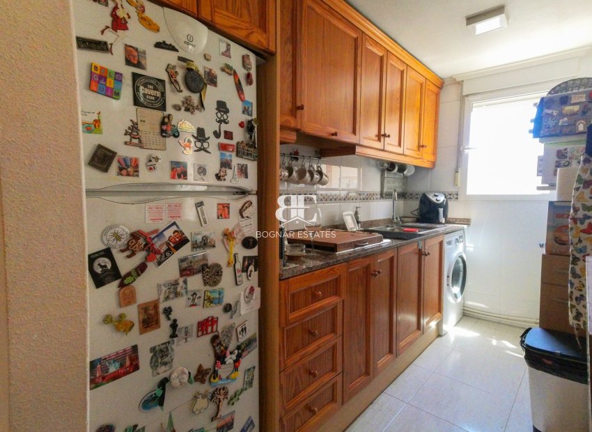Wiederverkauf - apartment -
Torrevieja - Torrevieja Centro