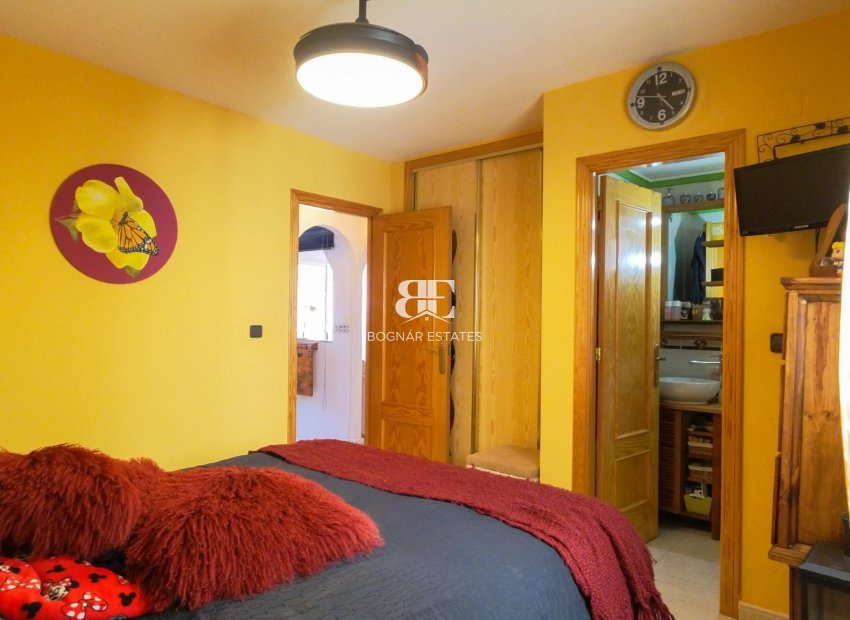 Wiederverkauf - apartment -
Torrevieja - Torrevieja Centro