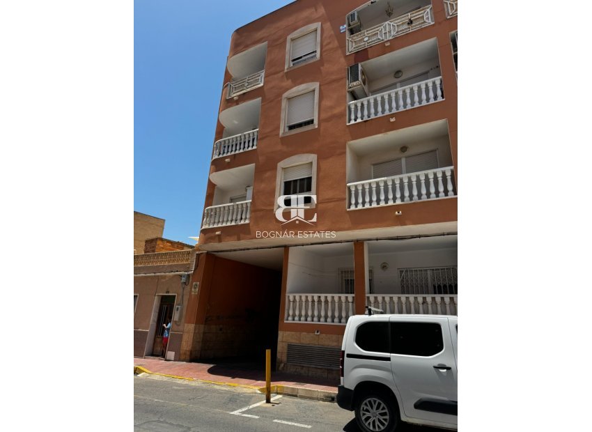 Wiederverkauf - apartment -
Torrevieja - Torrevieja Centro