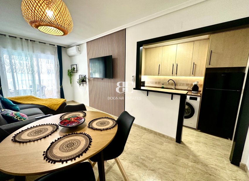 Wiederverkauf - apartment -
Torrevieja