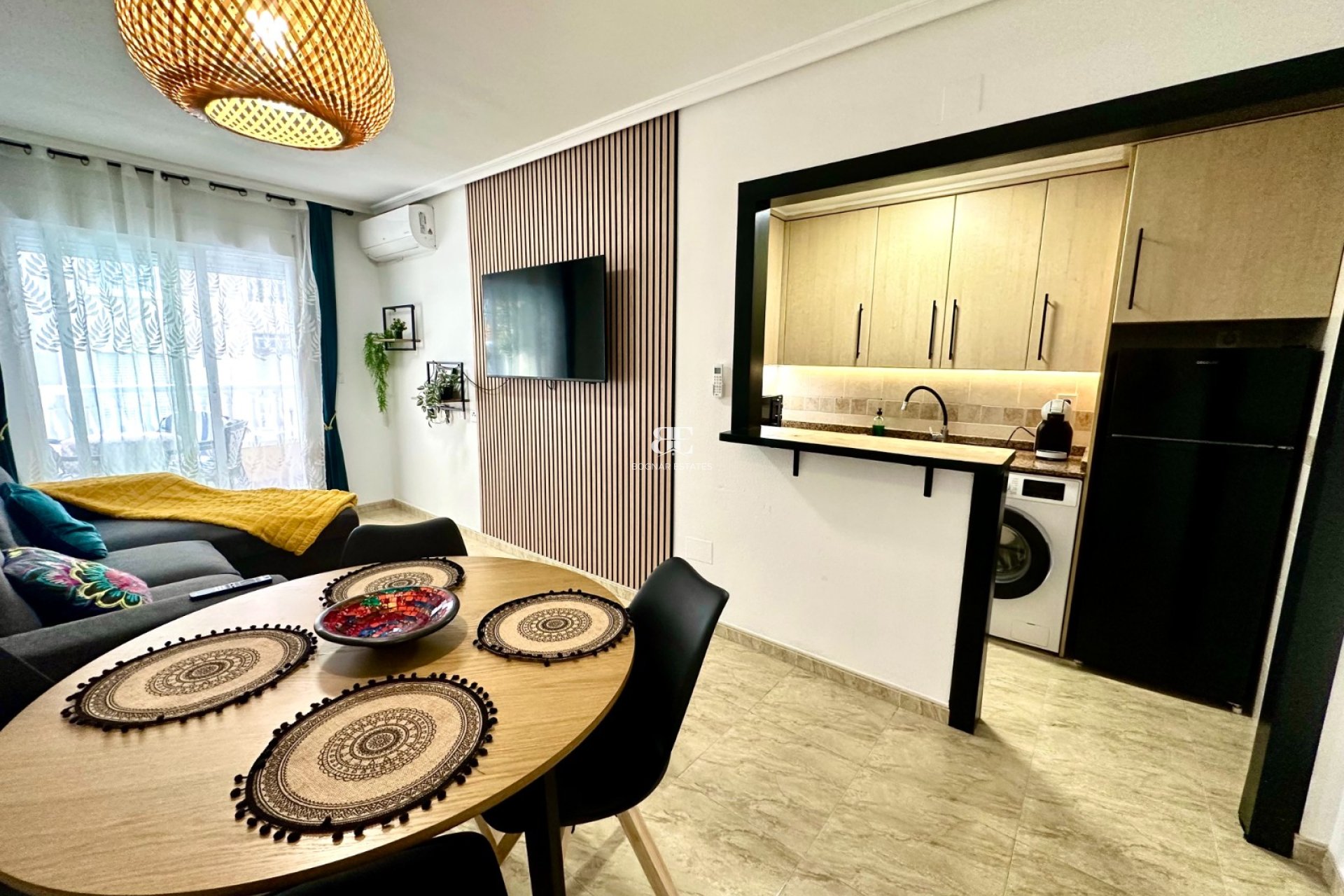 Wiederverkauf - apartment -
Torrevieja