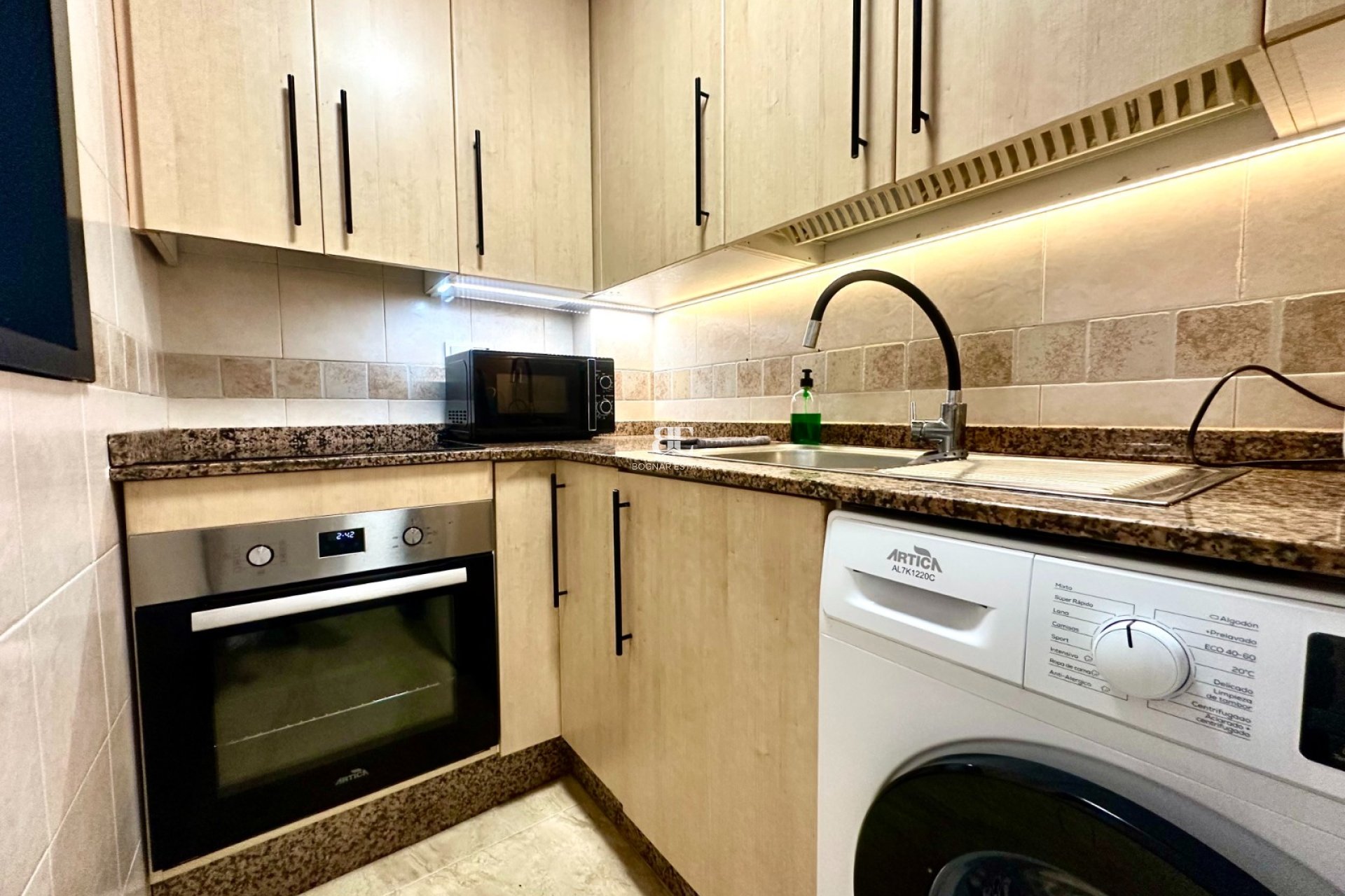 Wiederverkauf - apartment -
Torrevieja