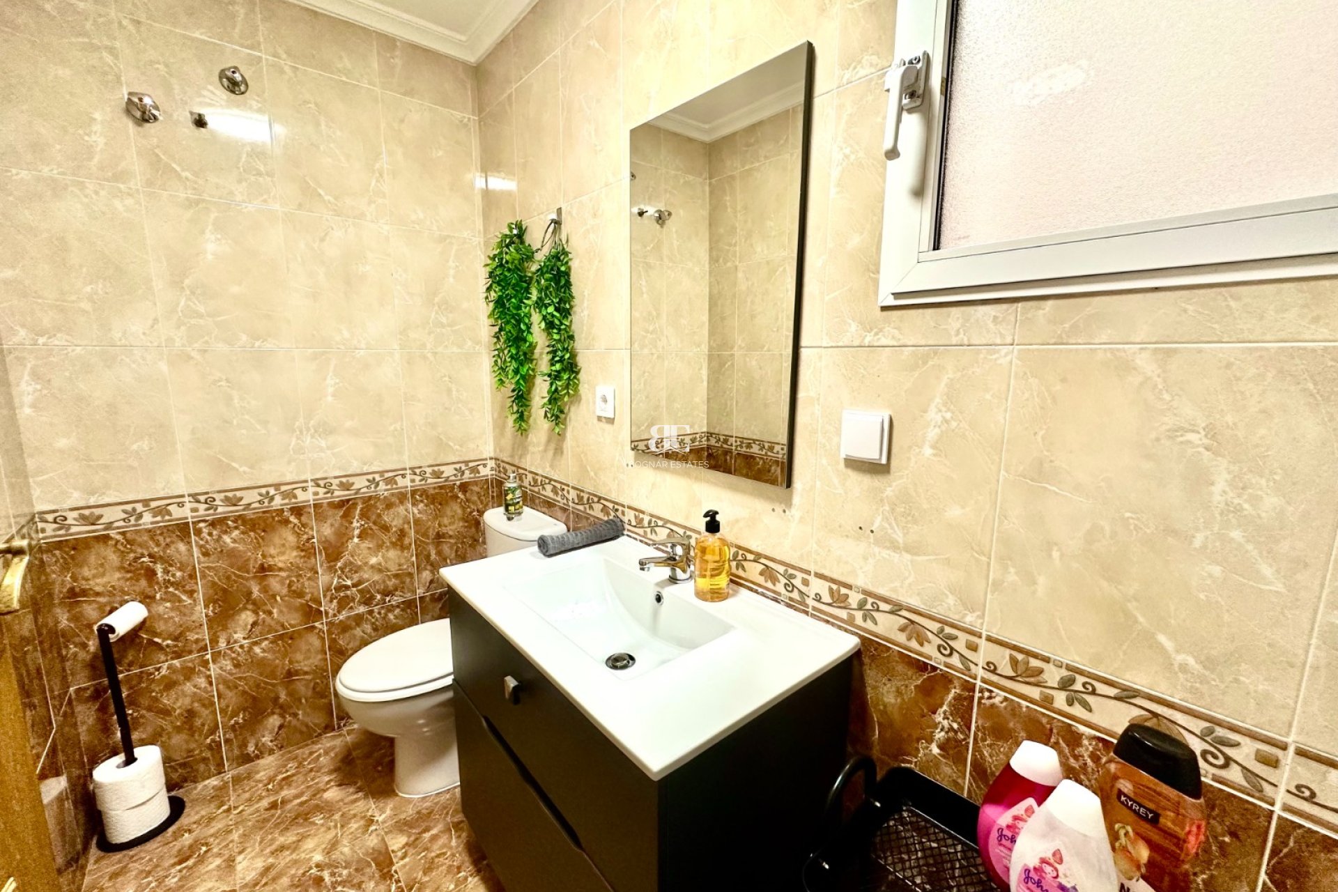 Wiederverkauf - apartment -
Torrevieja