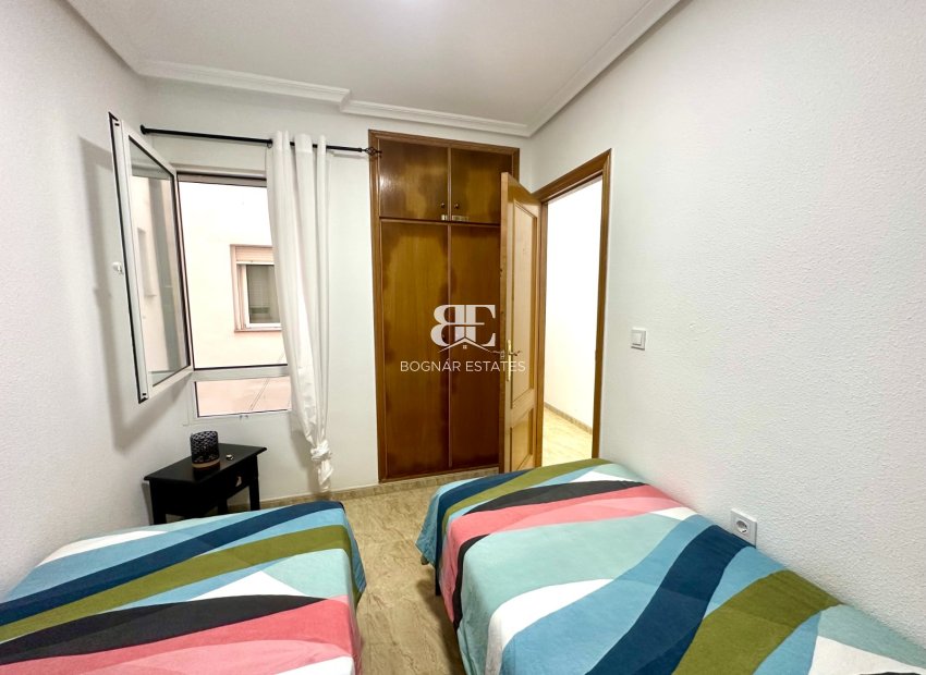 Wiederverkauf - apartment -
Torrevieja