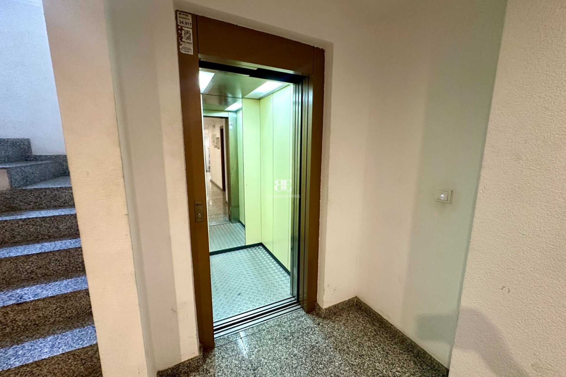 Wiederverkauf - apartment -
Torrevieja