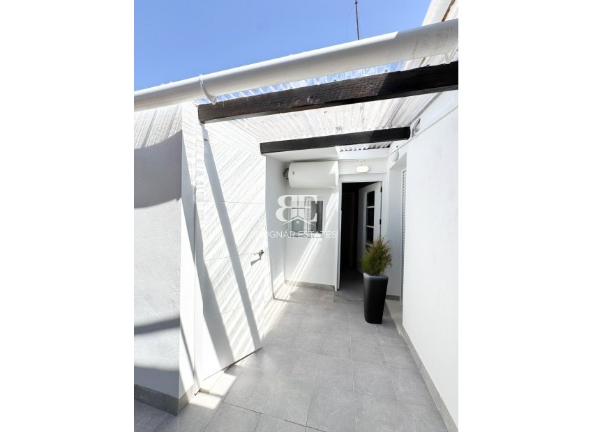 Wiederverkauf - apartment -
Torrevieja