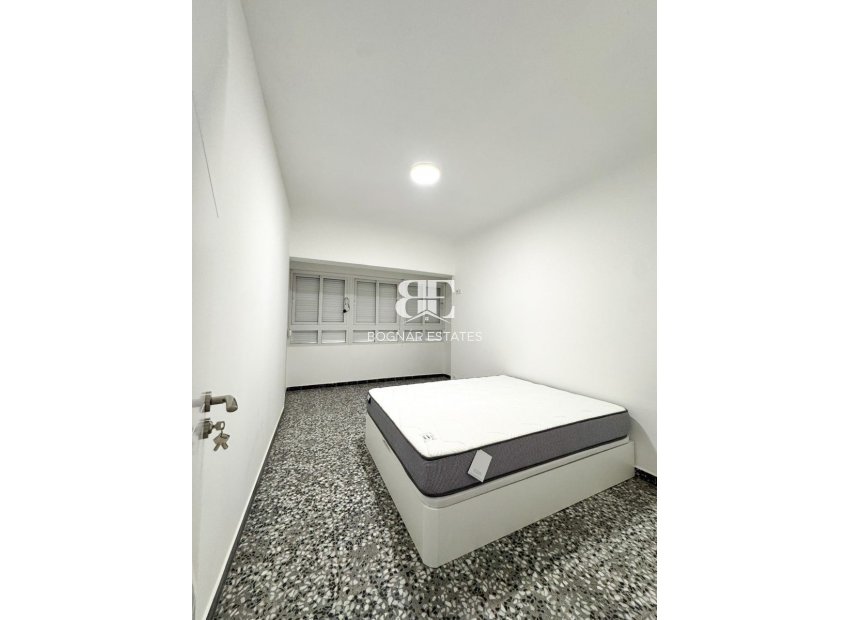 Wiederverkauf - apartment -
Torrevieja