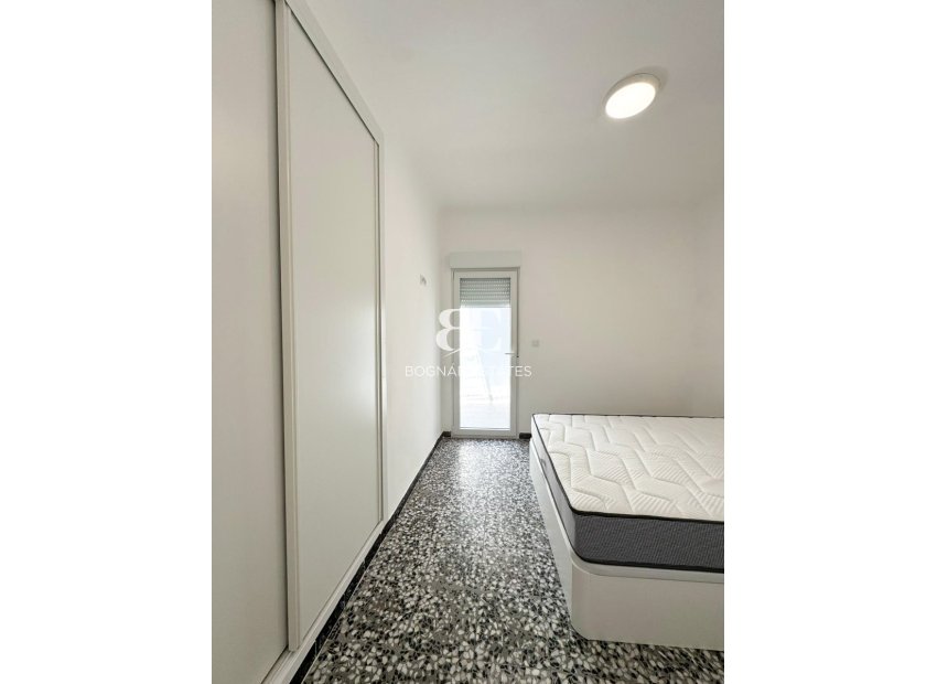 Wiederverkauf - apartment -
Torrevieja