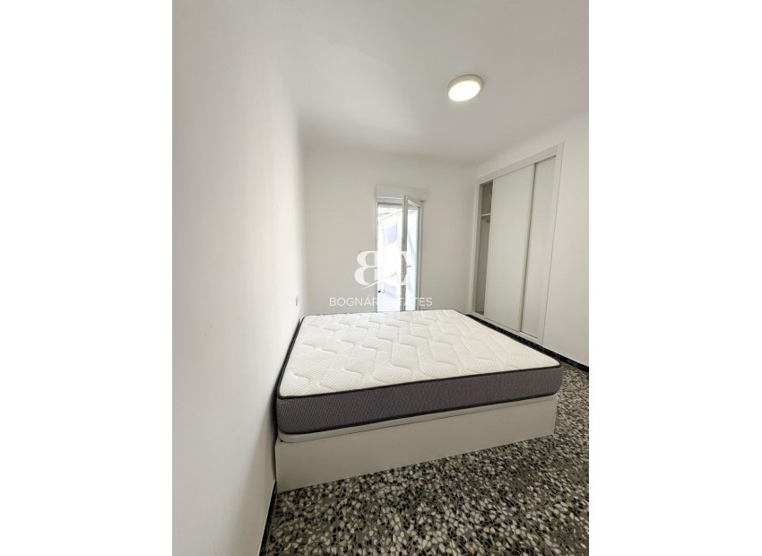 Wiederverkauf - apartment -
Torrevieja