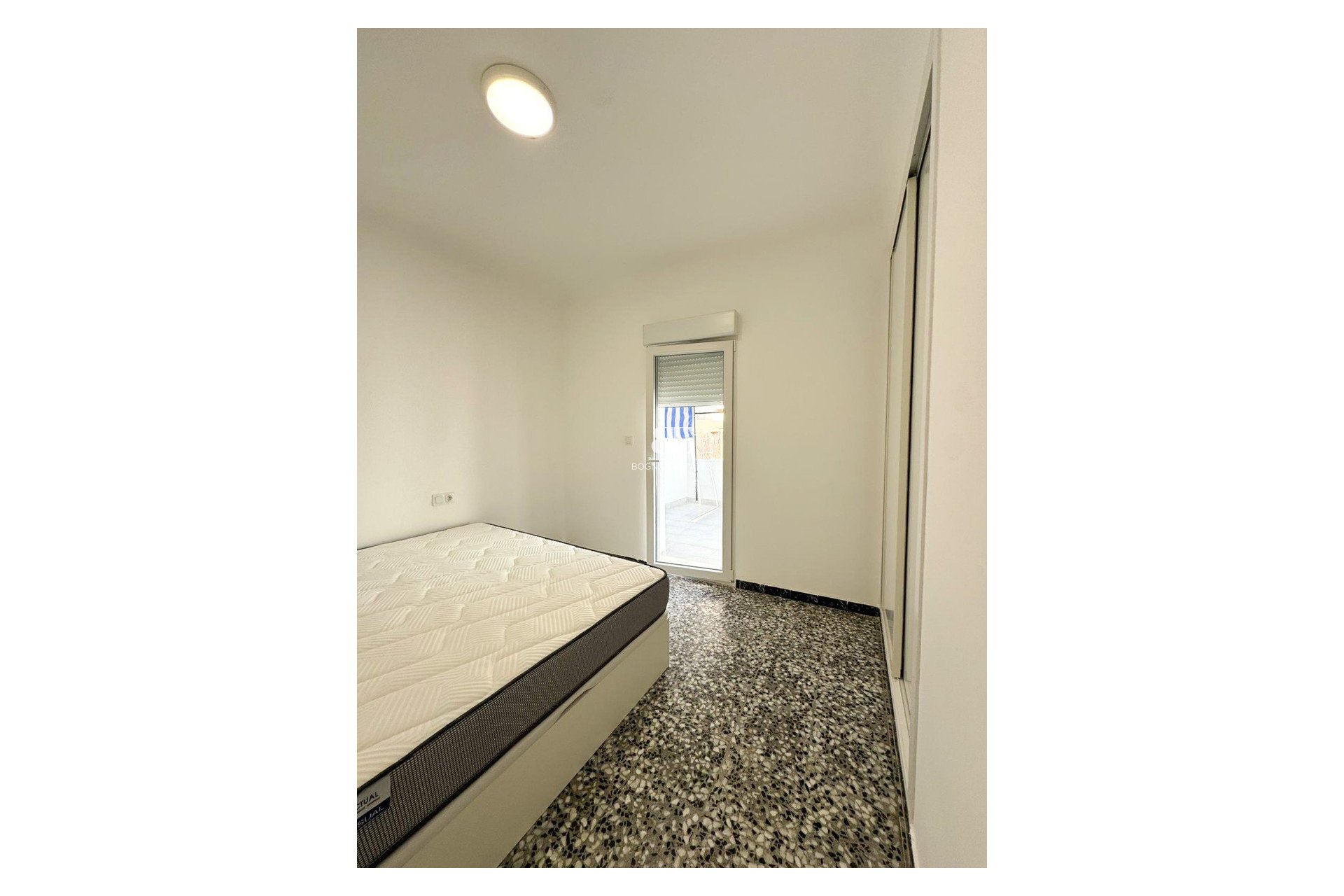 Wiederverkauf - apartment -
Torrevieja