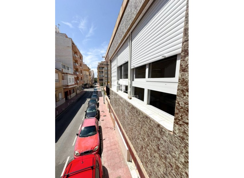 Wiederverkauf - apartment -
Torrevieja