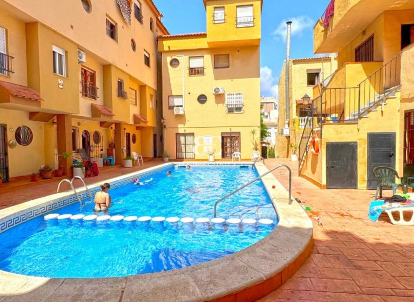 Wiederverkauf - apartment -
Torrevieja