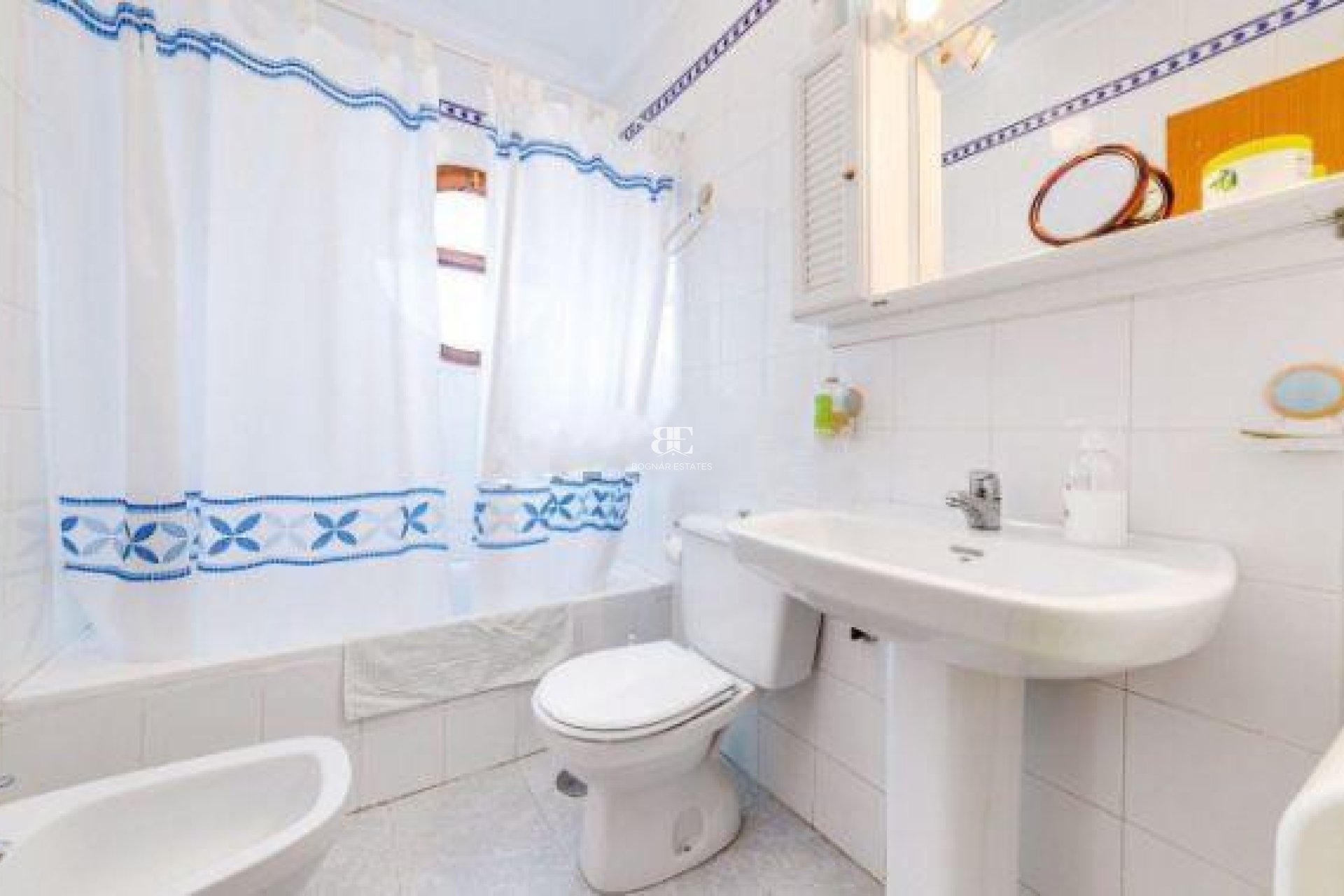 Wiederverkauf - apartment -
Torrevieja