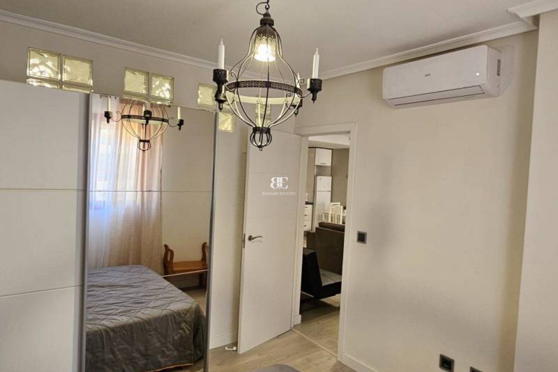 Wiederverkauf - apartment -
Villajoyosa - Playa Torres