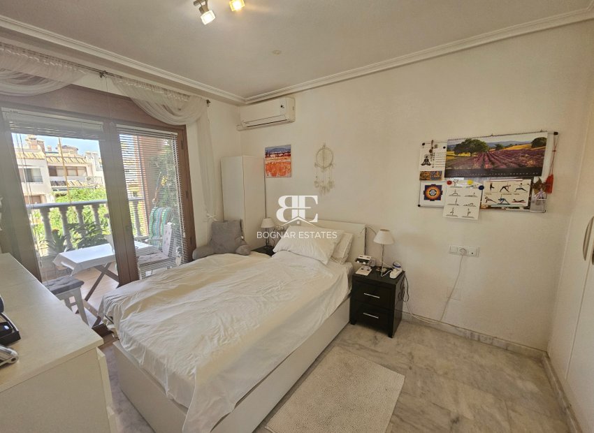 Wiederverkauf - apartment -
Villamartín - PAU 8