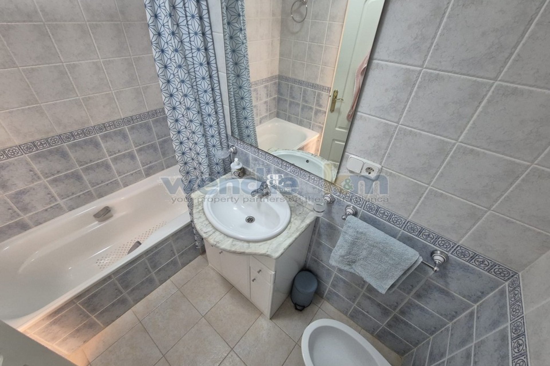 Wiederverkauf - Bungalow-Apartment -
Orihuela Costa - Las Chismosas