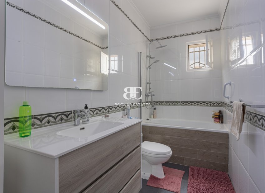 Wiederverkauf - Country House -
Albatera