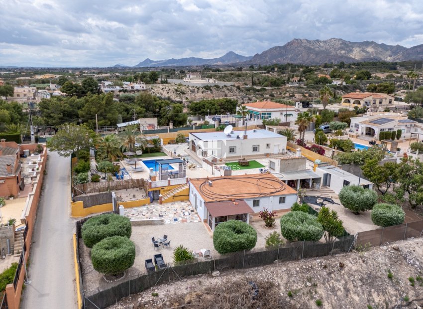 Wiederverkauf - Country House -
Albatera