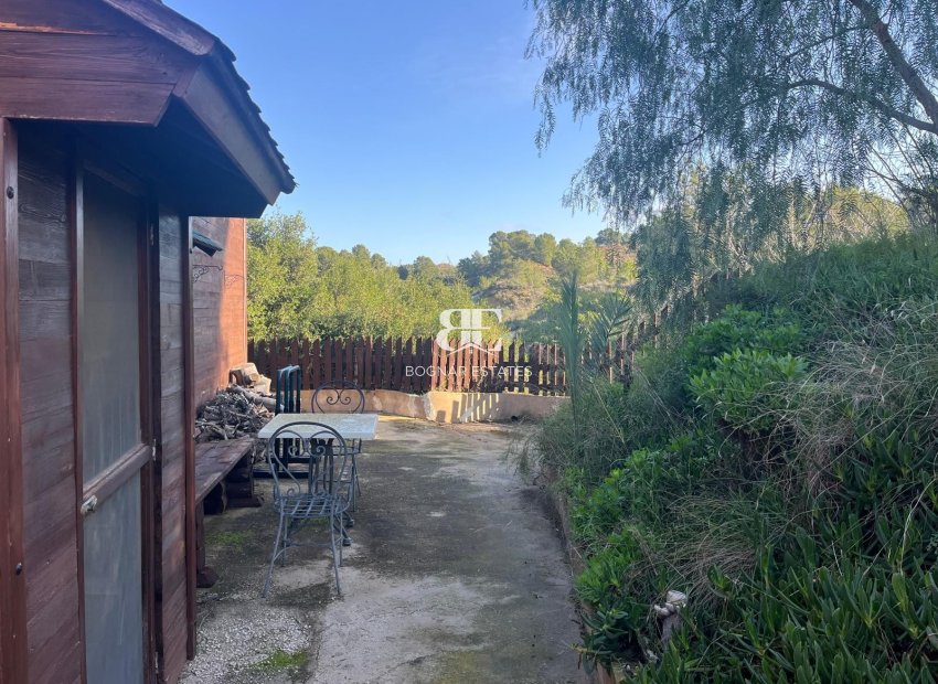 Wiederverkauf - Country House -
Gea Truyols - Gea y Trujols