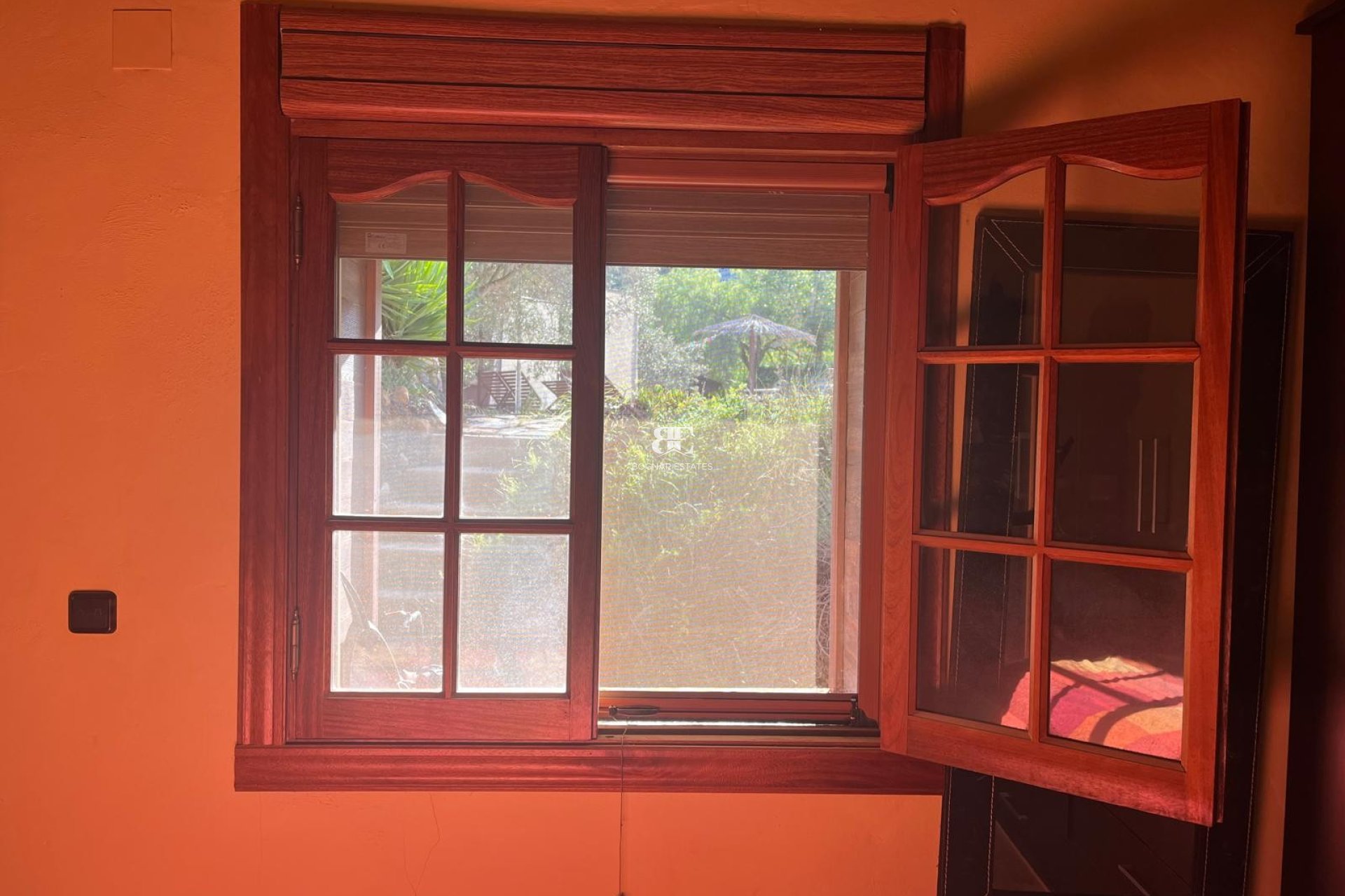 Wiederverkauf - Country House -
Gea Truyols - Gea y Trujols