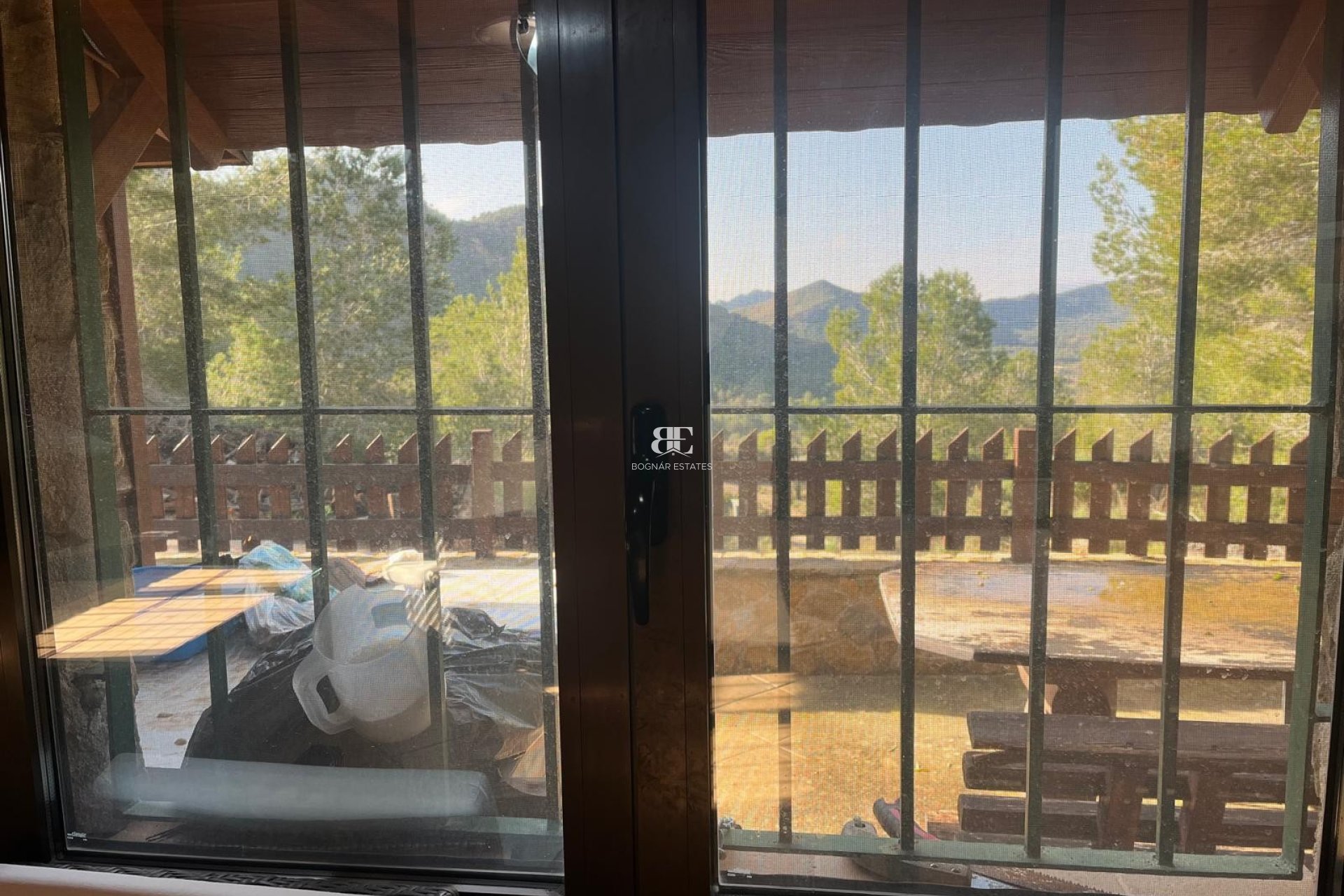 Wiederverkauf - Country House -
Gea Truyols - Gea y Trujols