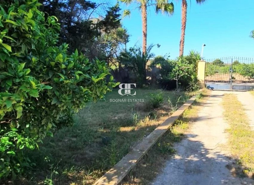 Wiederverkauf - Country House -
Los Alcazares