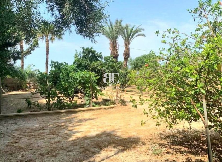 Wiederverkauf - Country House -
Los Alcazares