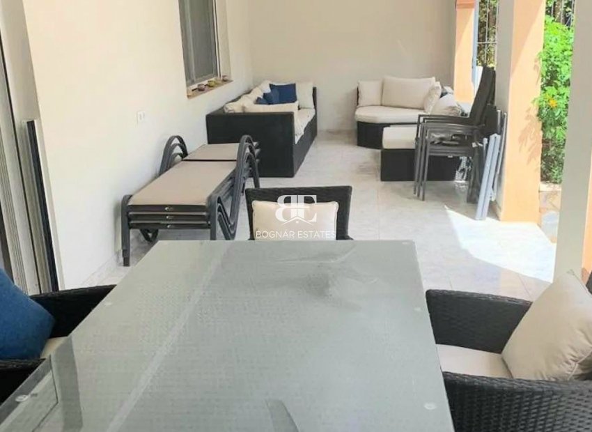 Wiederverkauf - Country House -
Los Alcazares