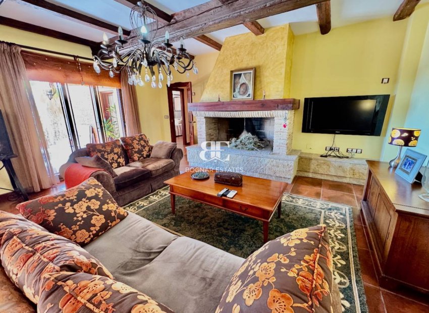 Wiederverkauf - Country House -
Los Montesinos