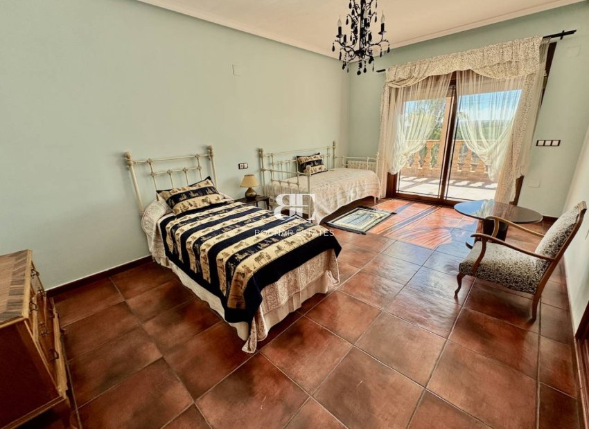 Wiederverkauf - Country House -
Los Montesinos