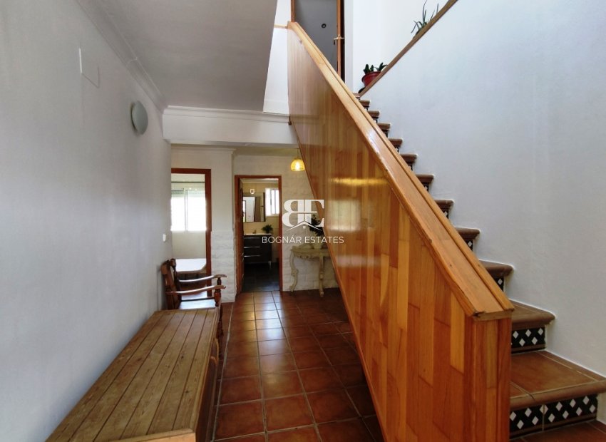 Wiederverkauf - Country House -
Millena