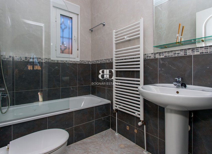 Wiederverkauf - Country House -
Rojales - Pueblo