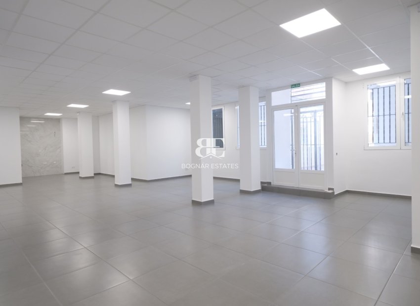 Wiederverkauf - Kommerziell -
Torrevieja - Center