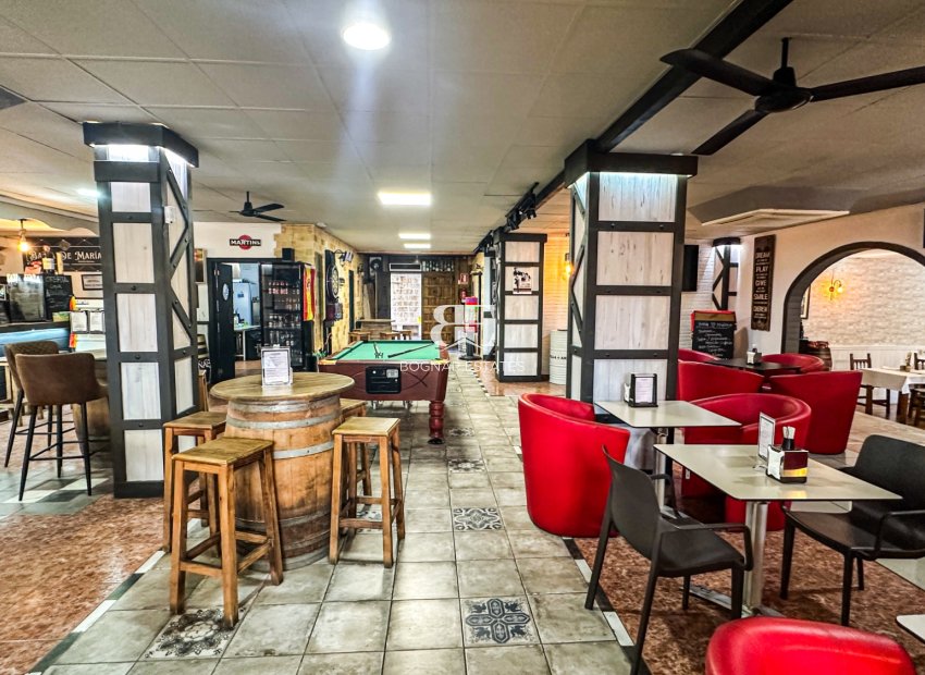 Wiederverkauf - Kommerziell -
Torrevieja - Nueva Torrevieja