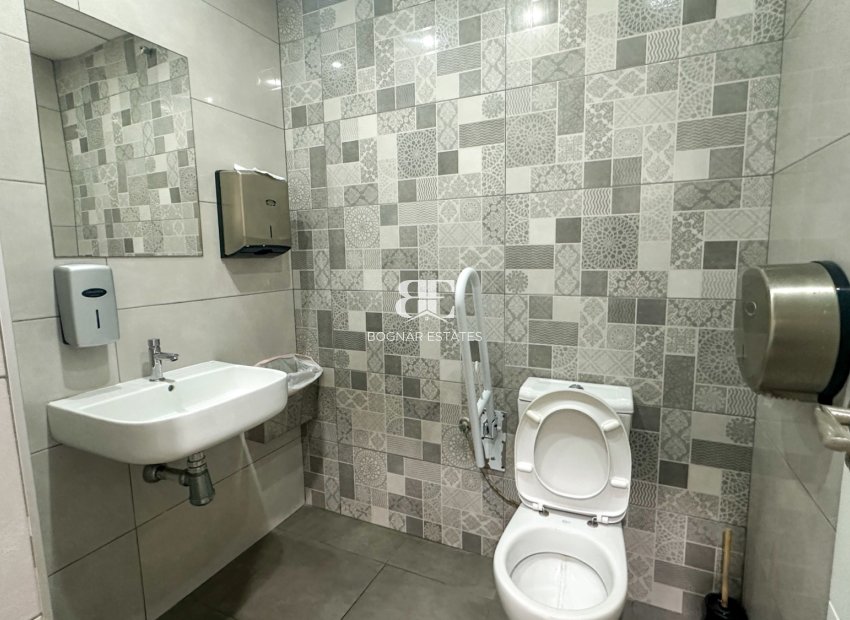 Wiederverkauf - Kommerziell -
Torrevieja - Nueva Torrevieja